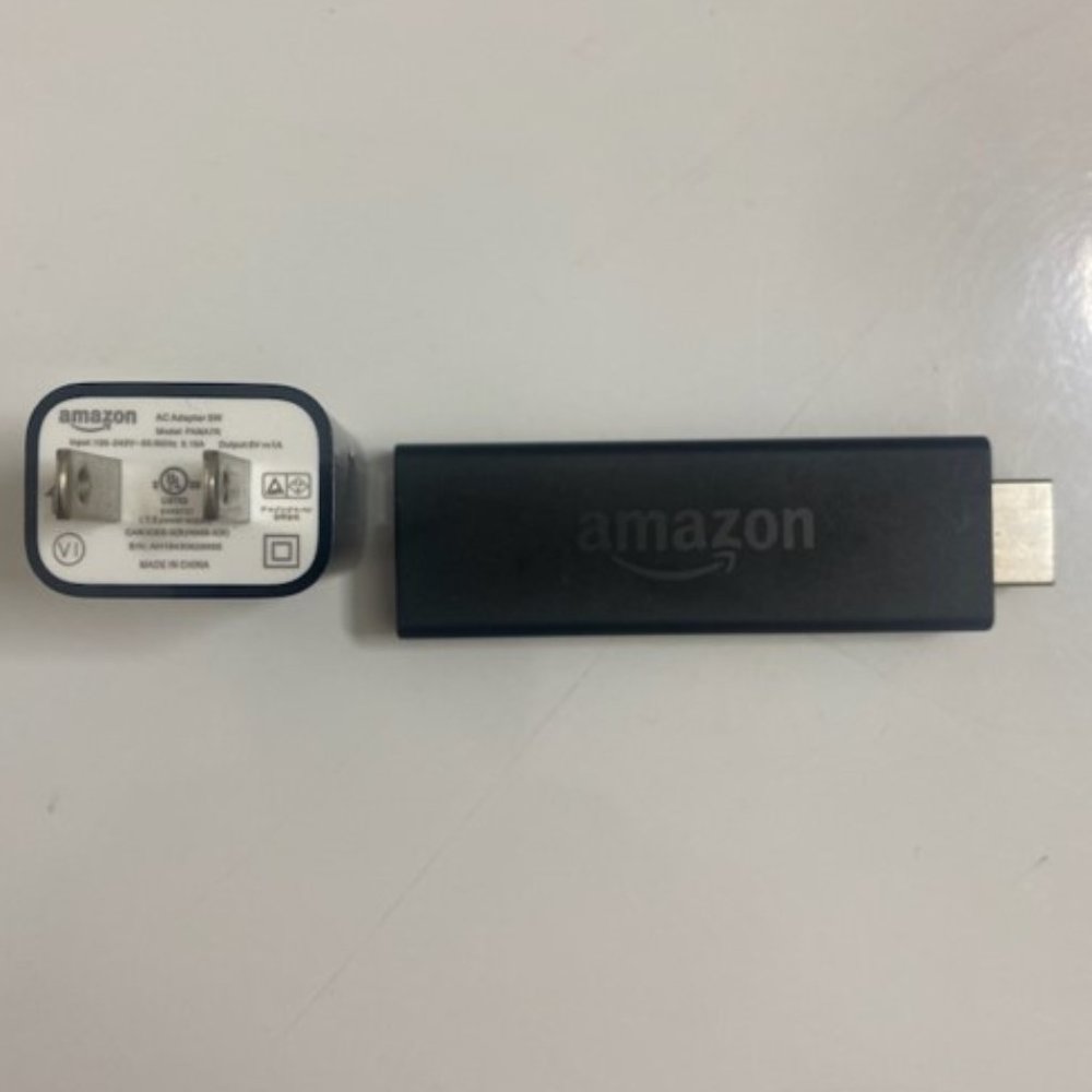 Amazon Fire TV Stick 1st Gen Model W87CUN Streaming Media Player